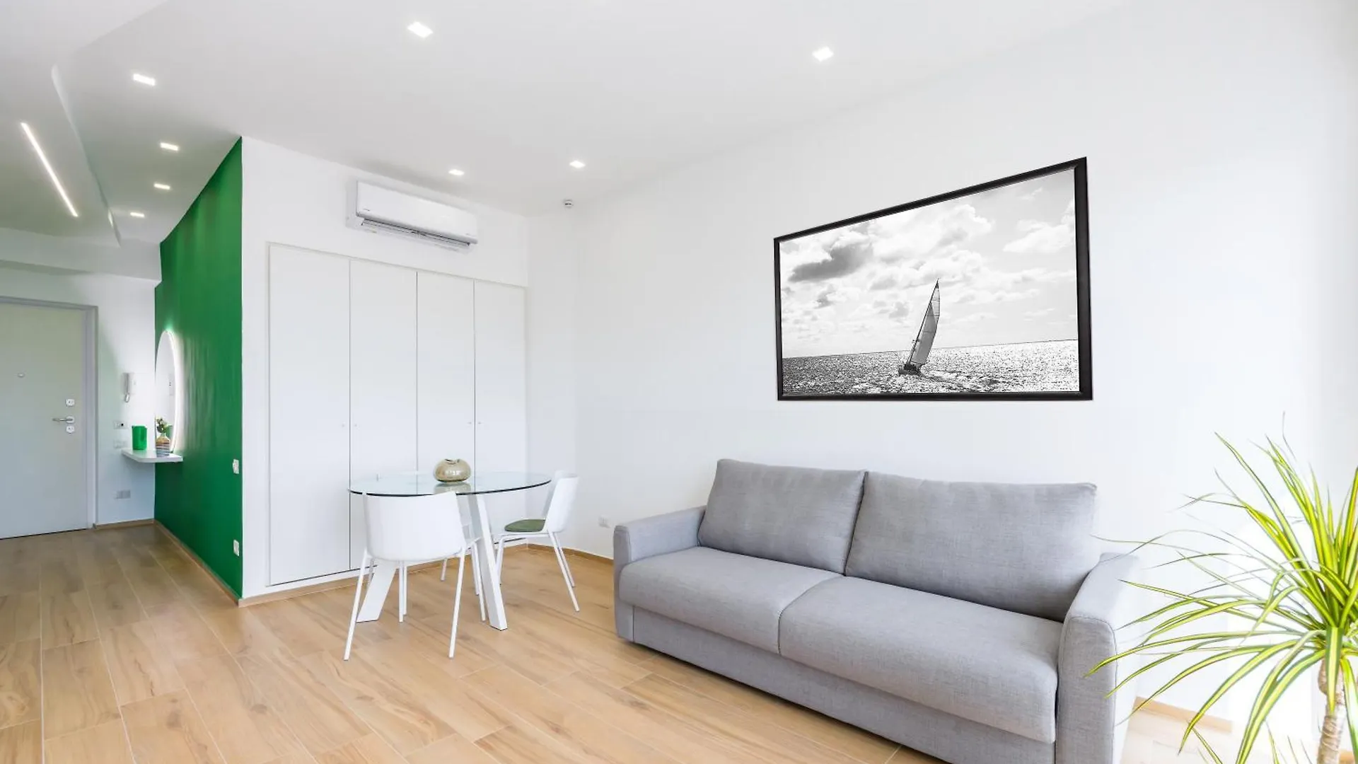 Lejlighed At Twenty-One - New Apt Exclusive Panoramic Views! Napoli