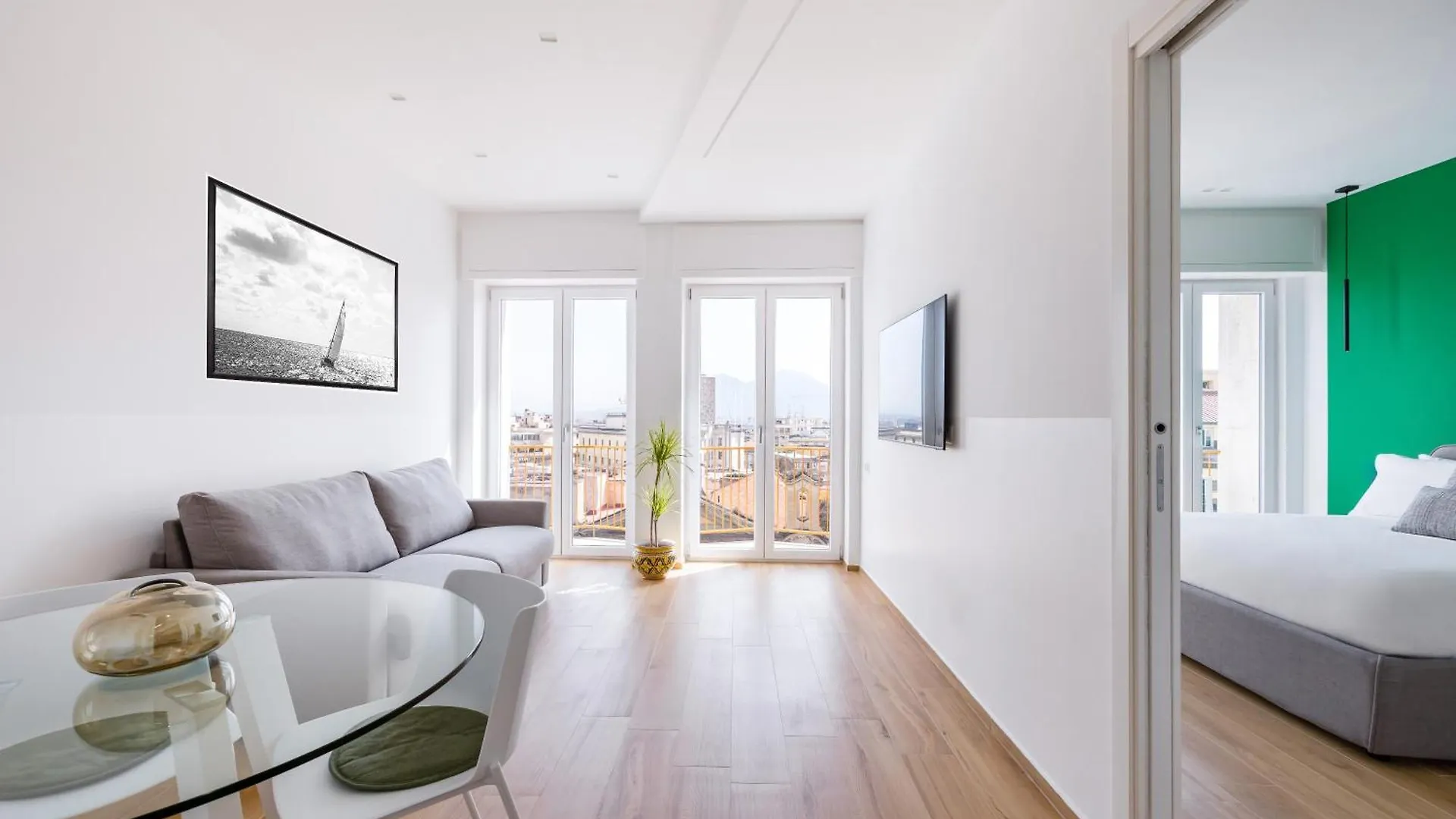 At Twenty-One - New Apt Exclusive Panoramic Views! Naples
