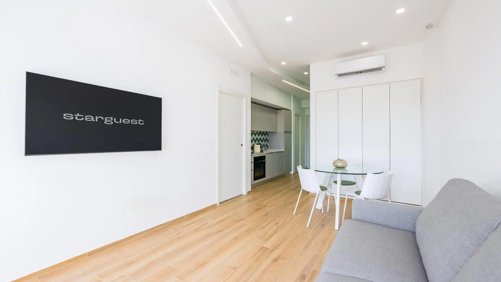 At Twenty-One - New Apt Exclusive Panoramic Views! Naples 0*,  Italy